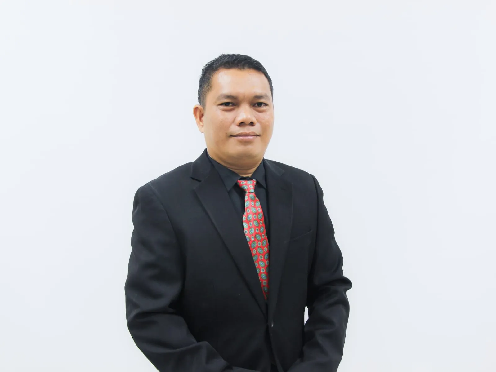 Charles Pakpahan, SH. MH